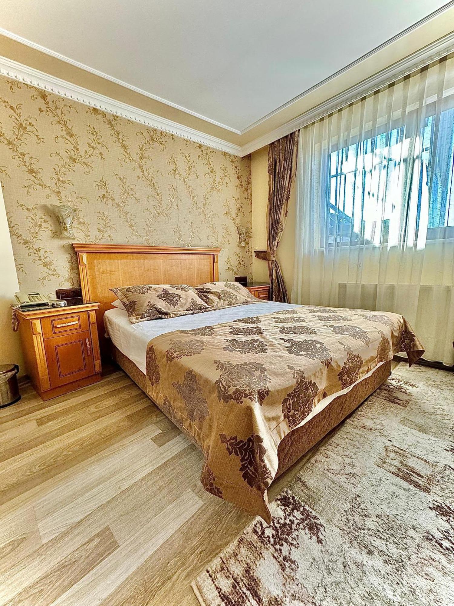 Grand Papirus Hotel Estambul Exterior foto